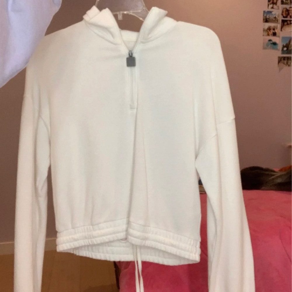 hollister top